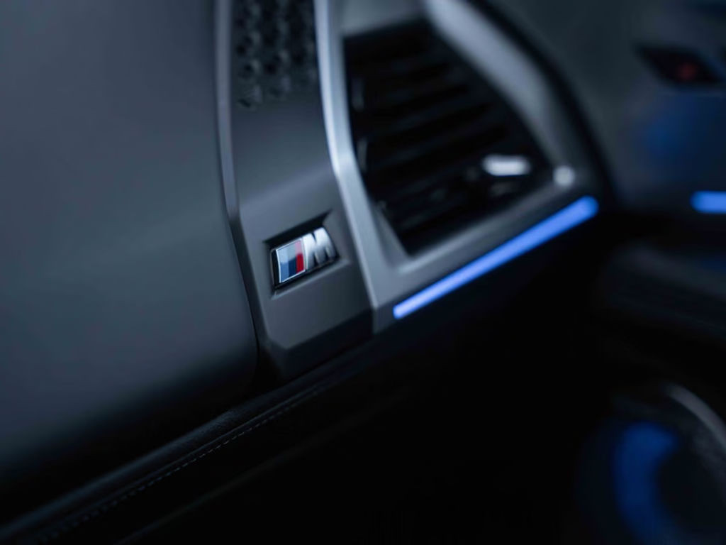 BMW XM