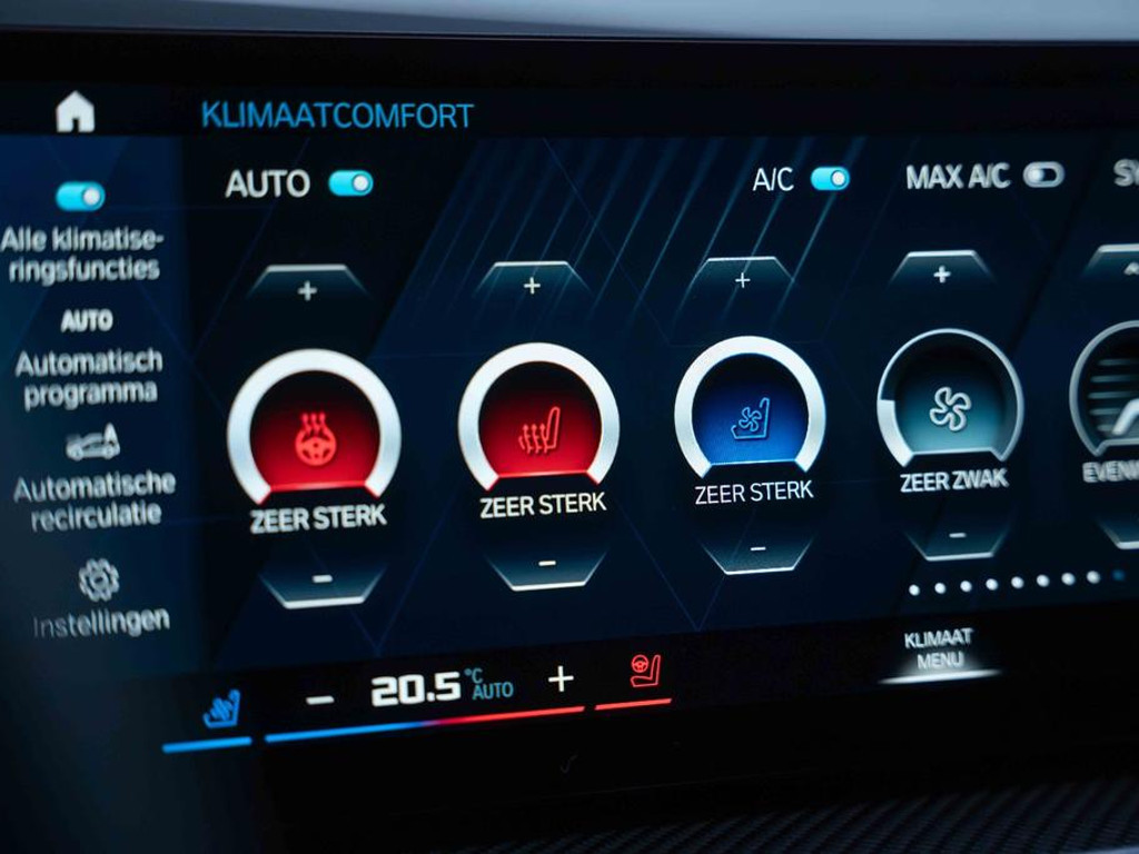 BMW XM