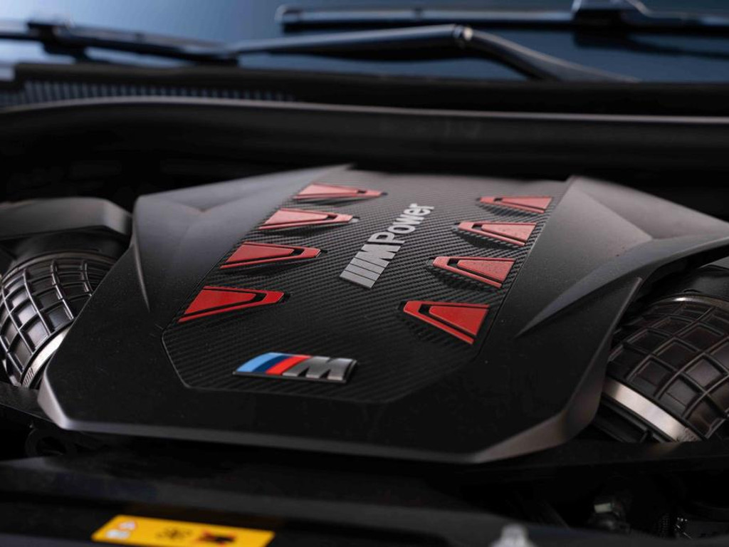 BMW XM