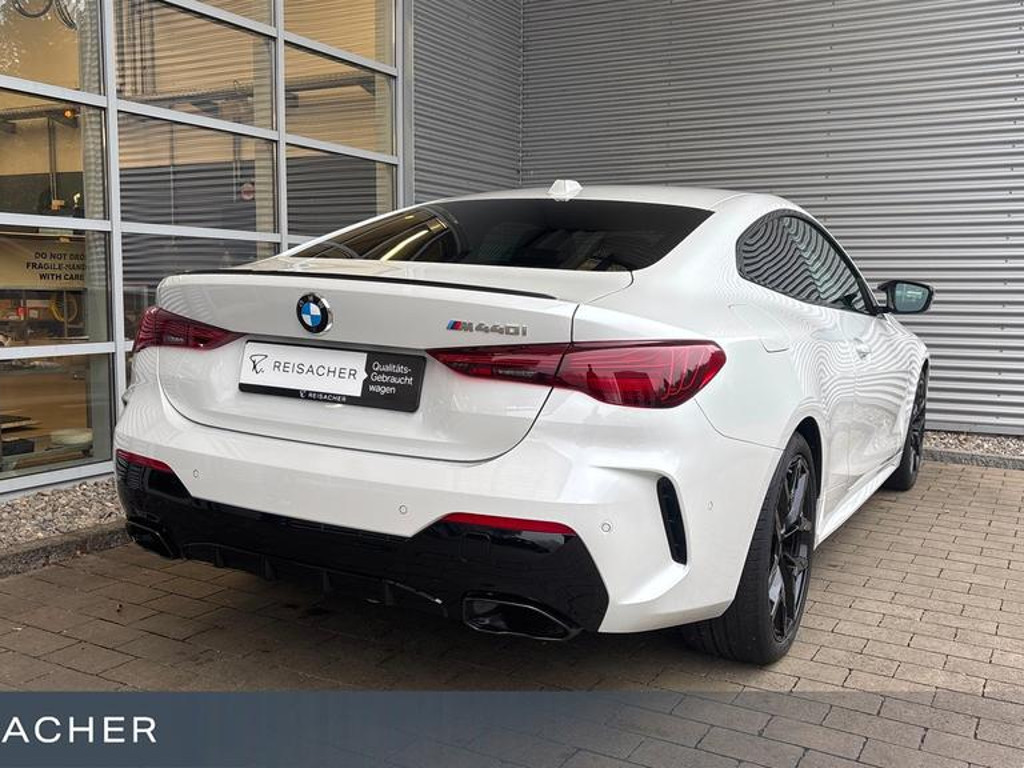 BMW M440