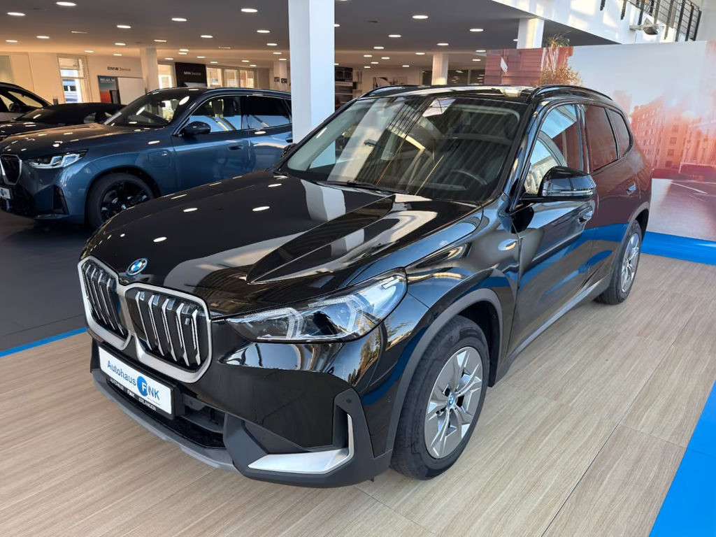 BMW iX1 xDrive30