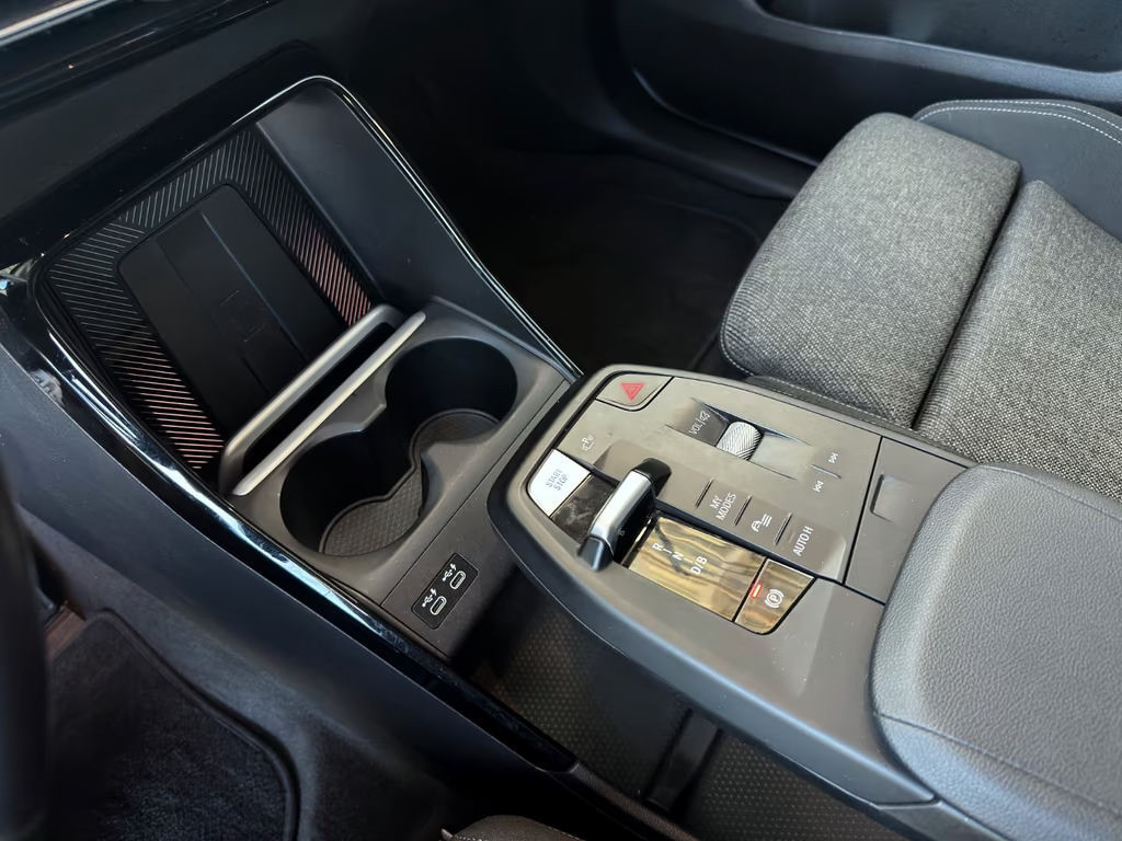 BMW iX1