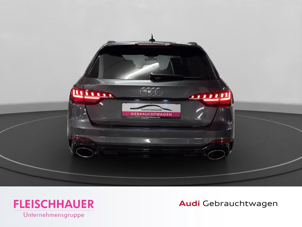 Audi RS4