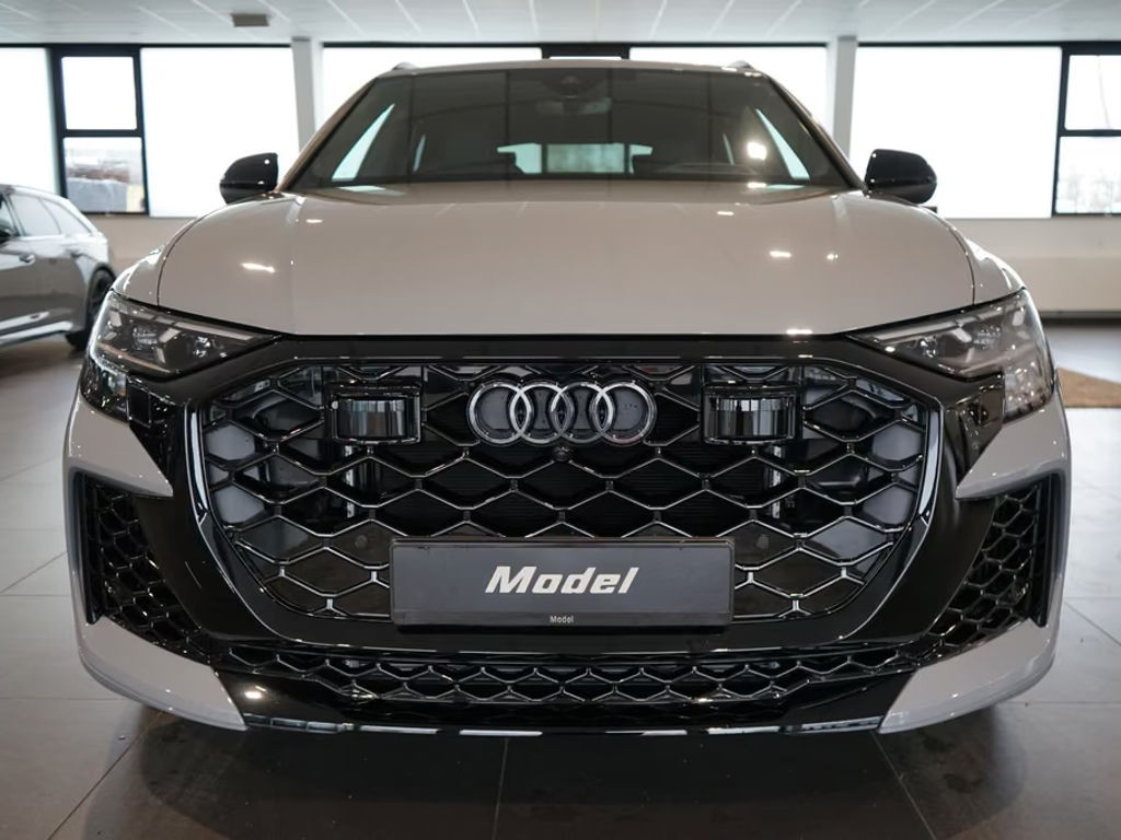 Audi RS Q8 Performance