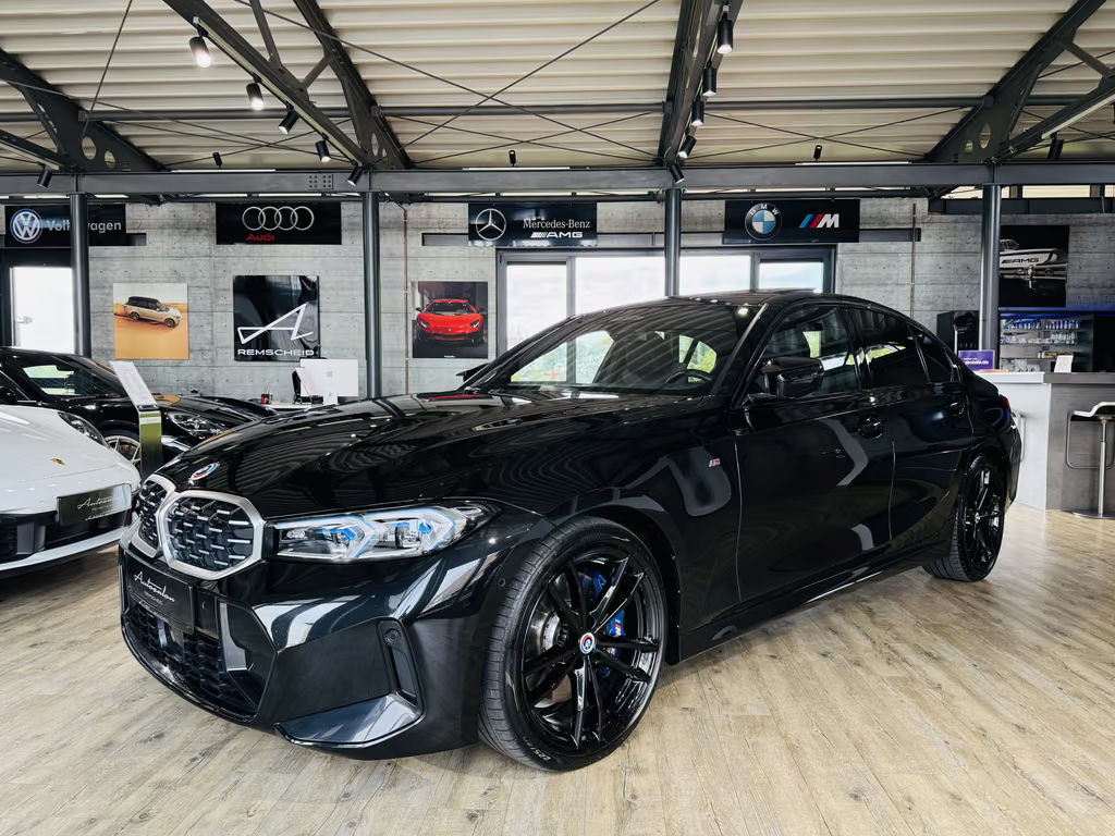 BMW M340 xDrive Sedan