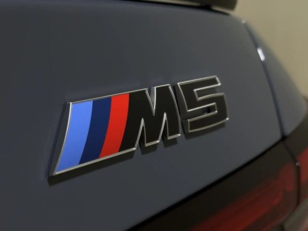 BMW M5