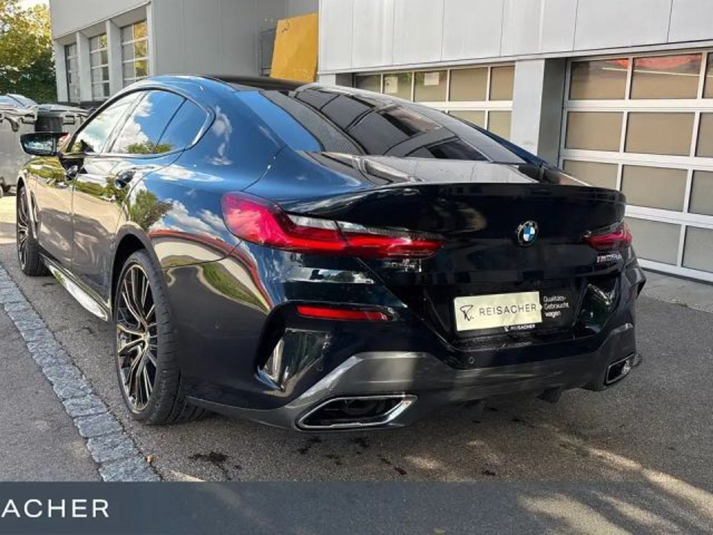 BMW M850
