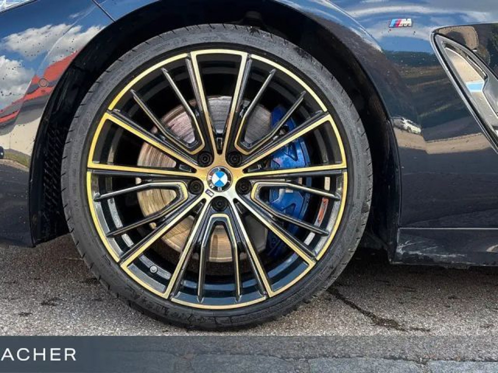 BMW M850