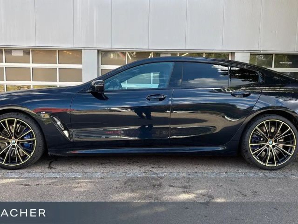 BMW M850