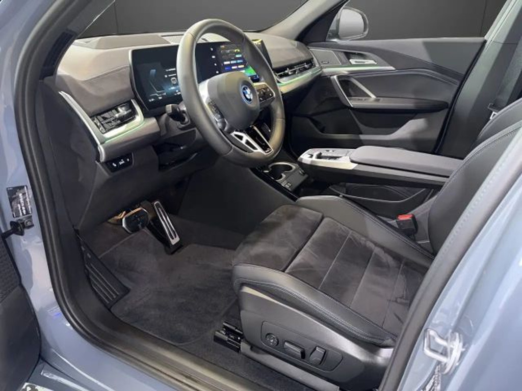 BMW iX2