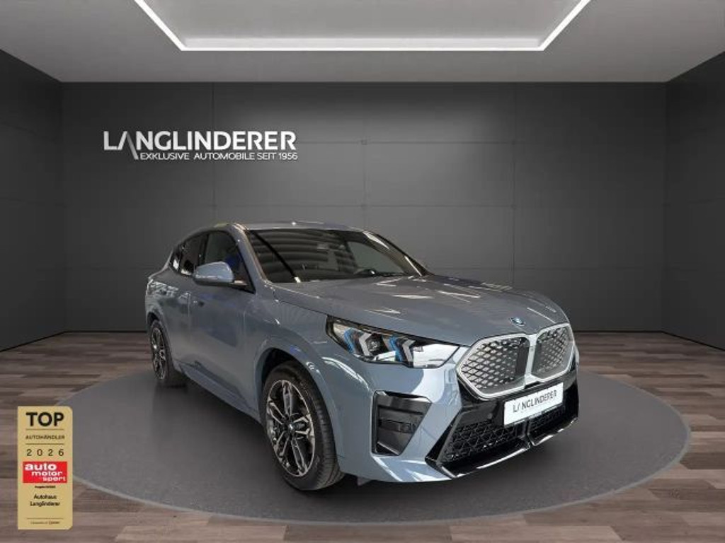 BMW iX2