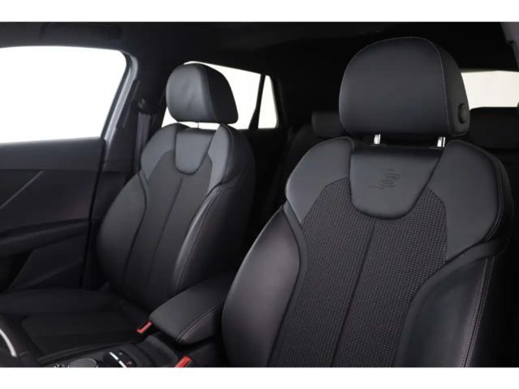 Audi SQ2