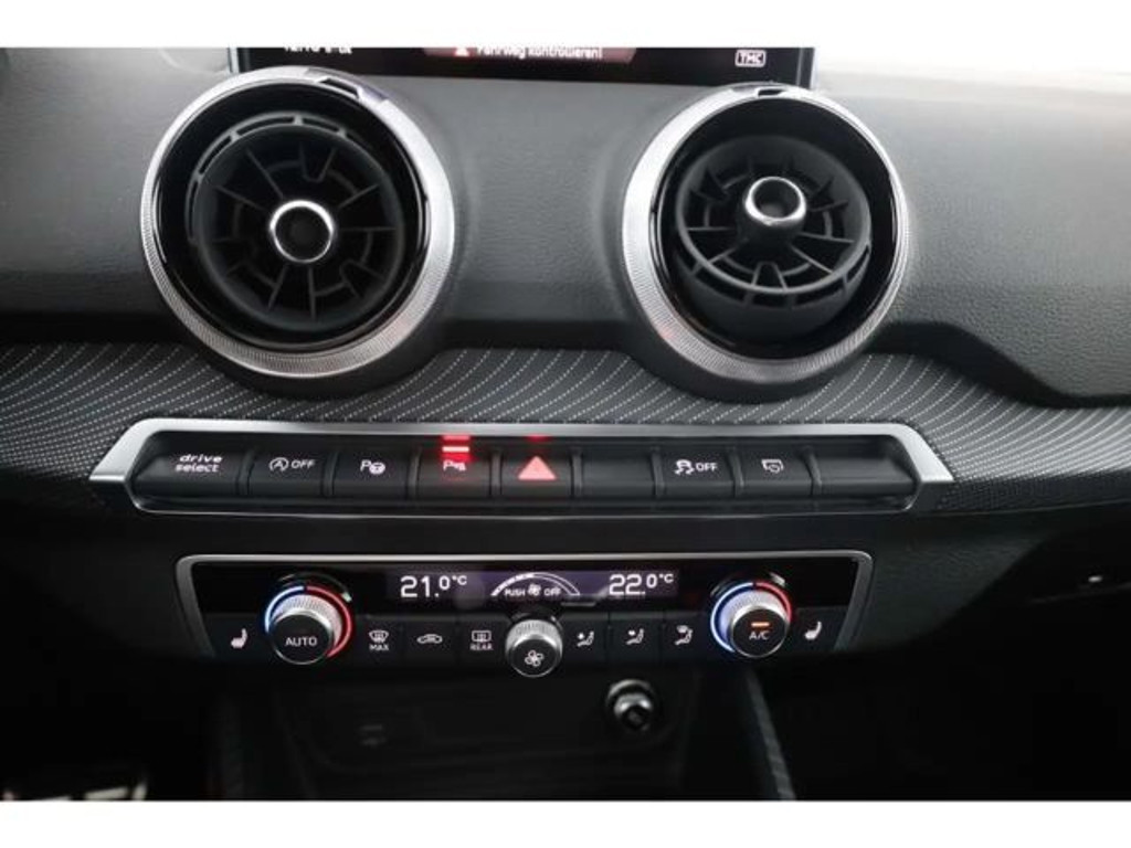 Audi SQ2