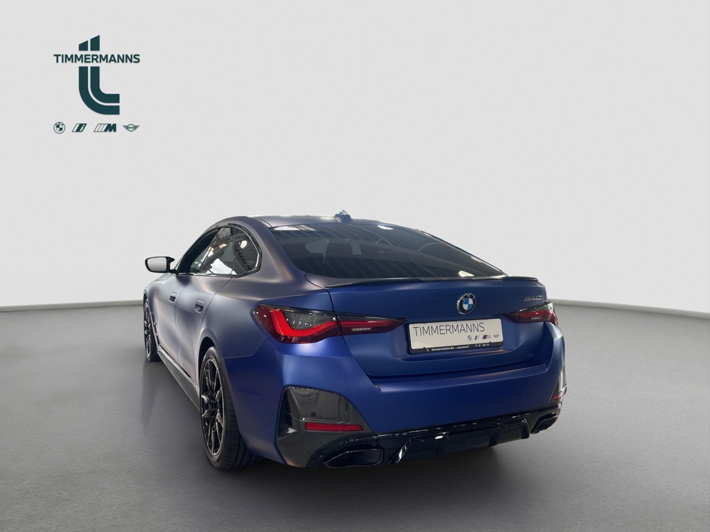 BMW M440