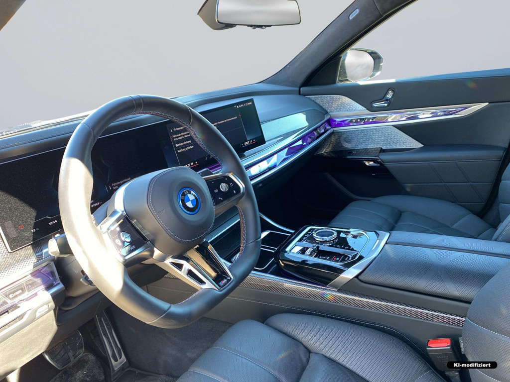 BMW i7