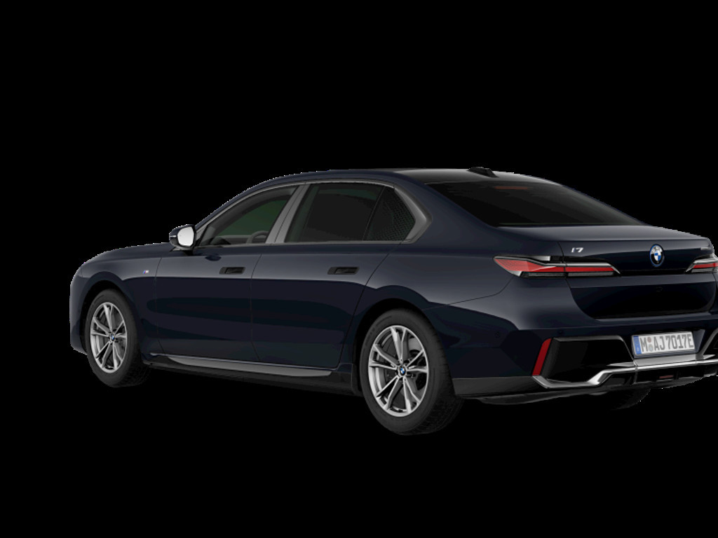 BMW i7
