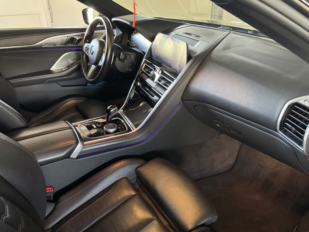 BMW M850