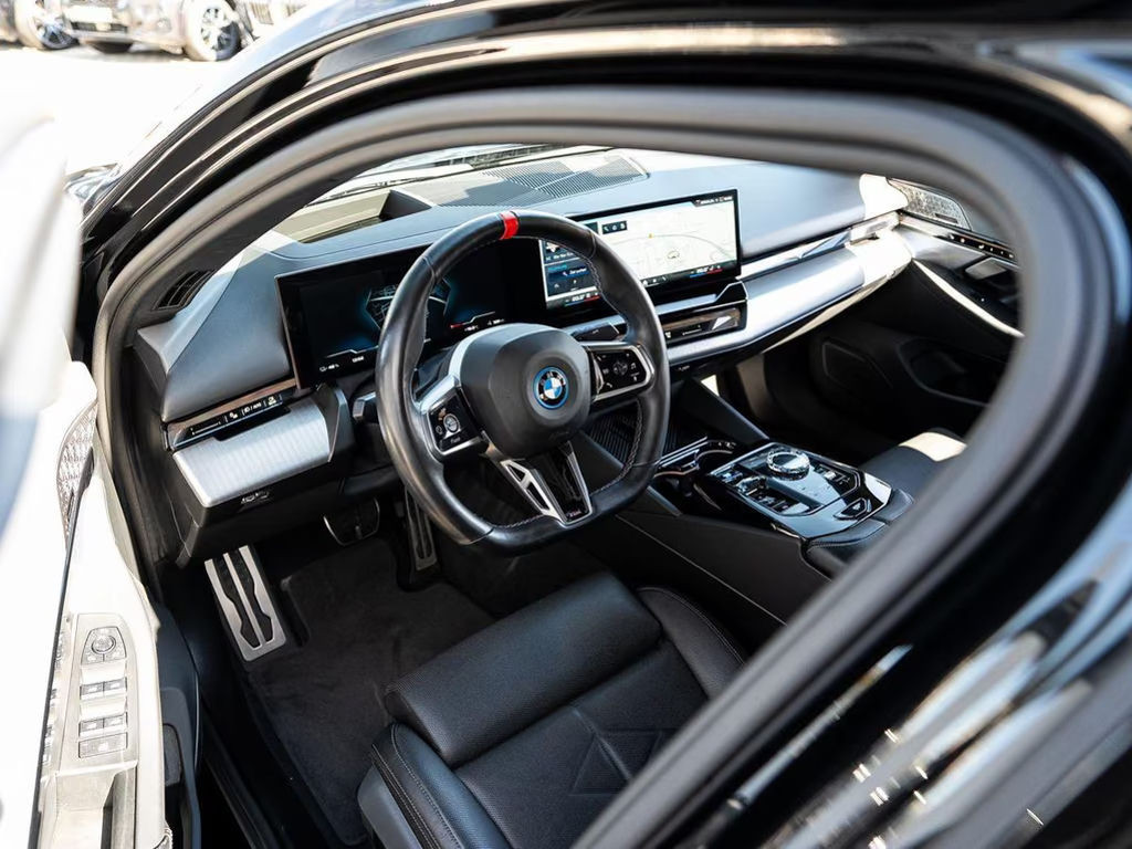BMW i5