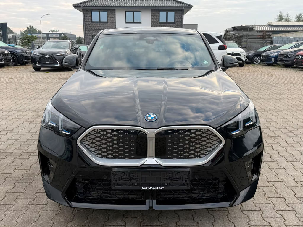 BMW iX2
