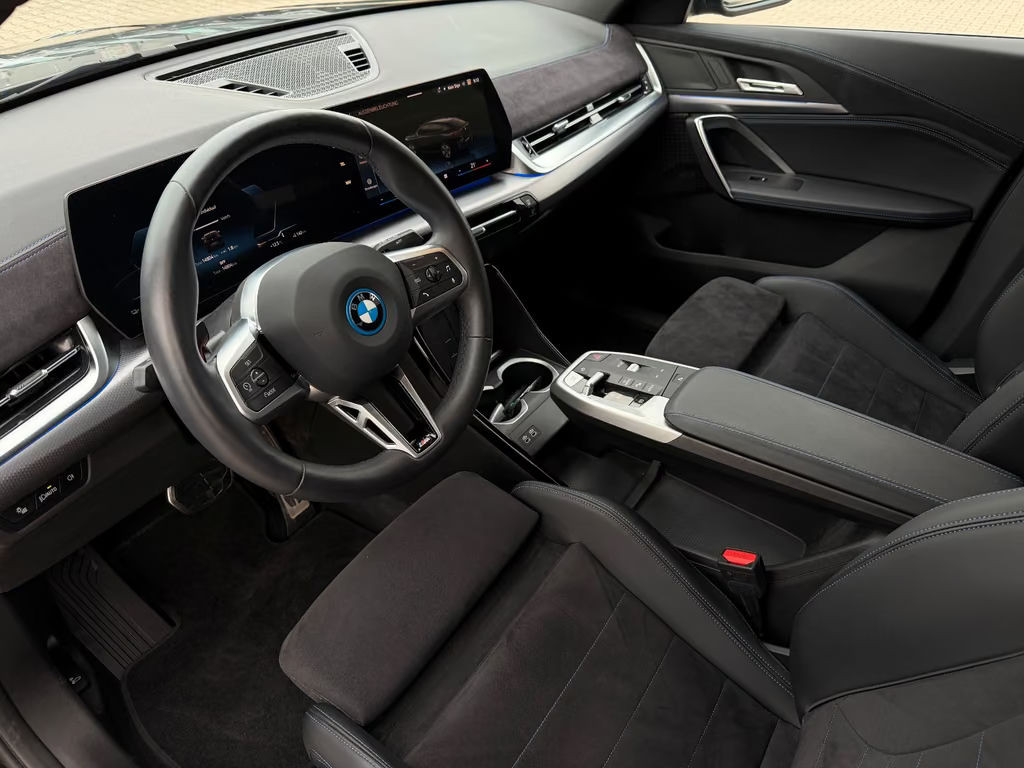 BMW iX2