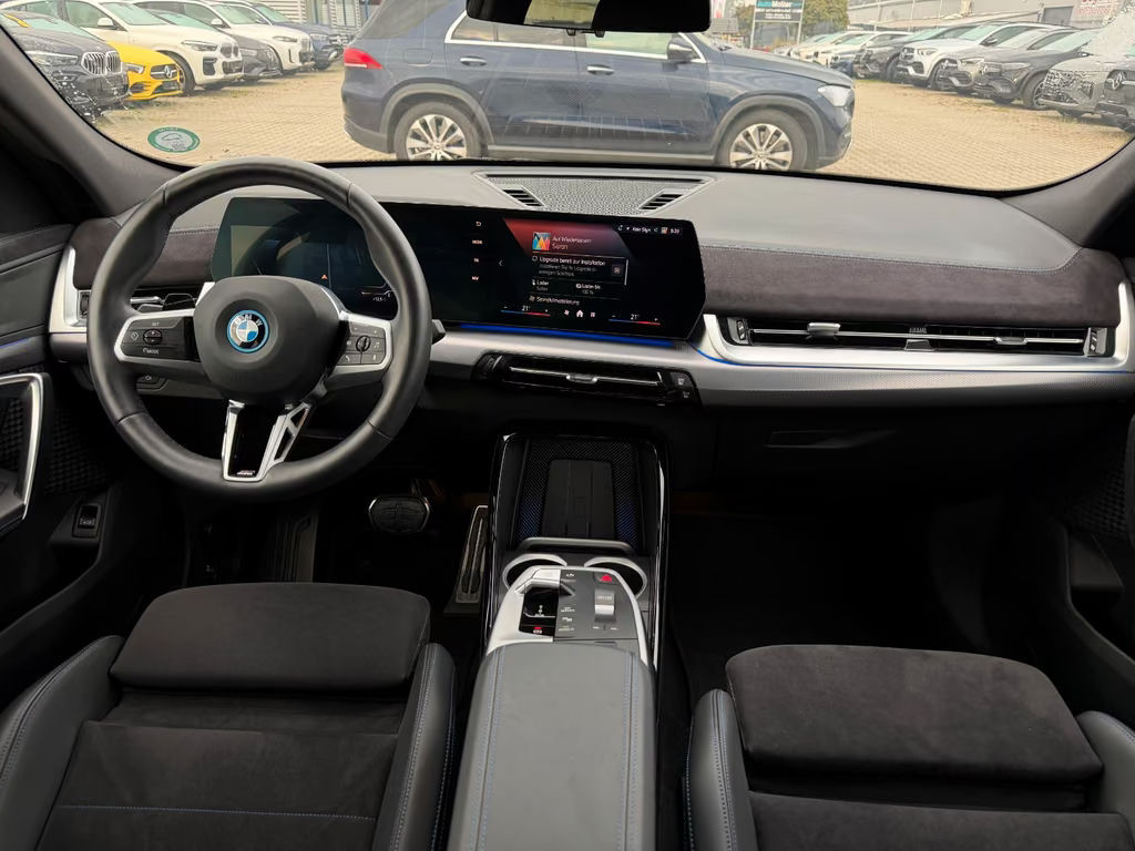 BMW iX2