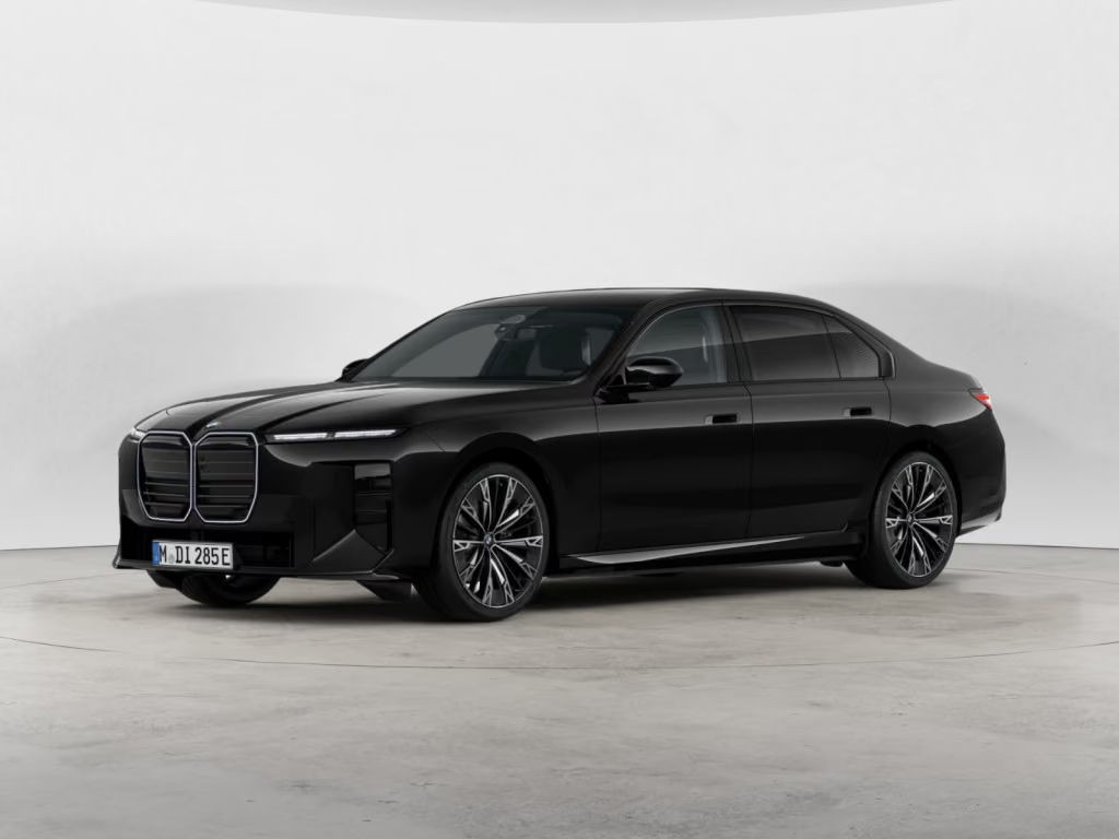 BMW i7