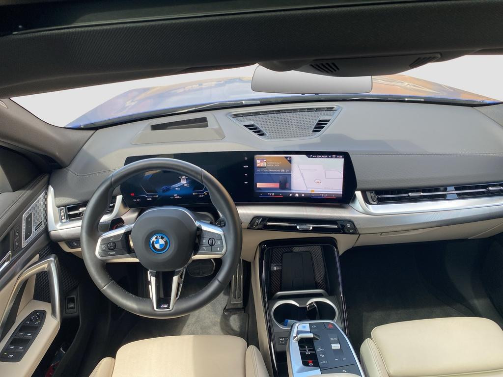 BMW iX2