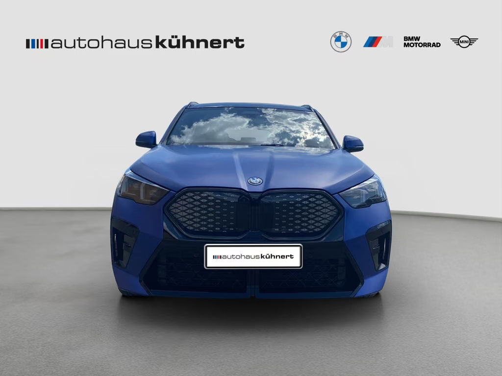 BMW iX2