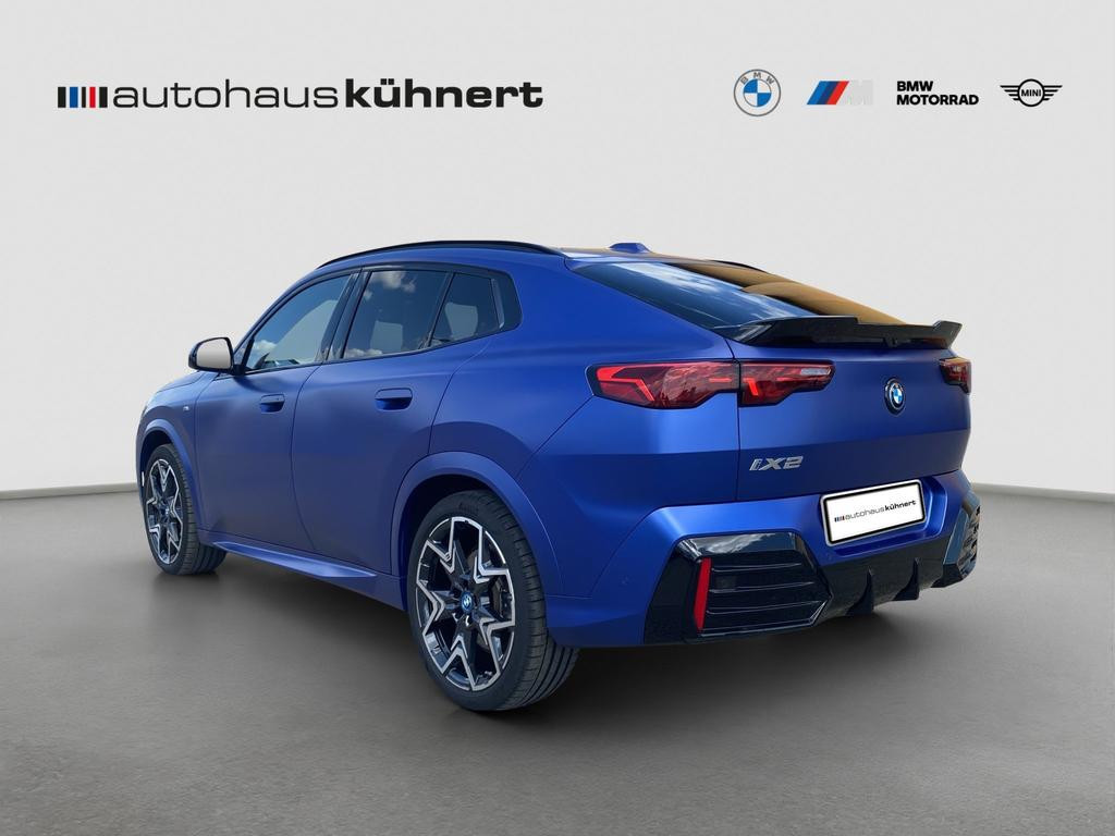 BMW iX2