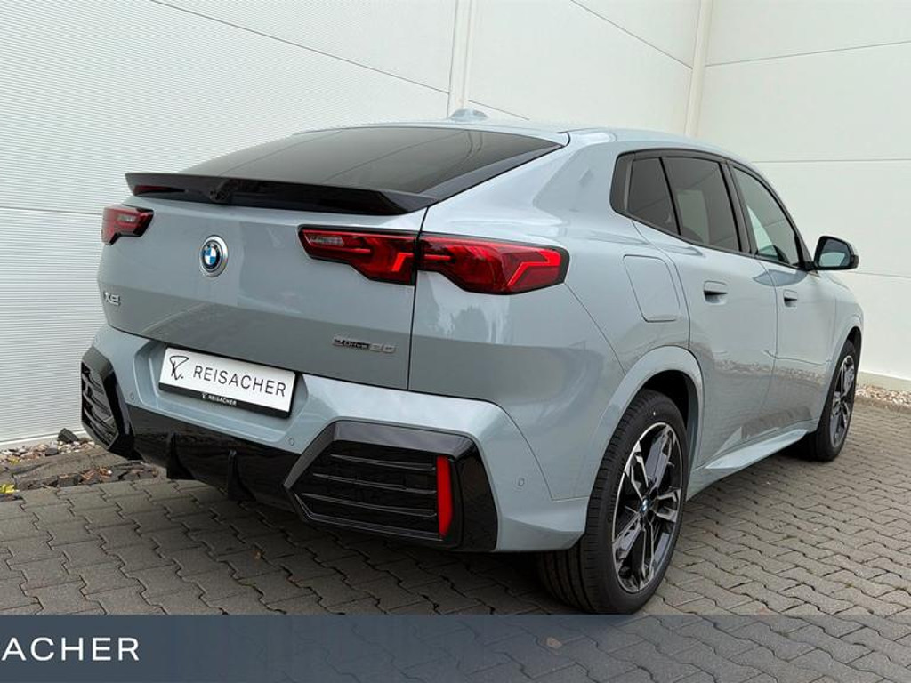 BMW iX2