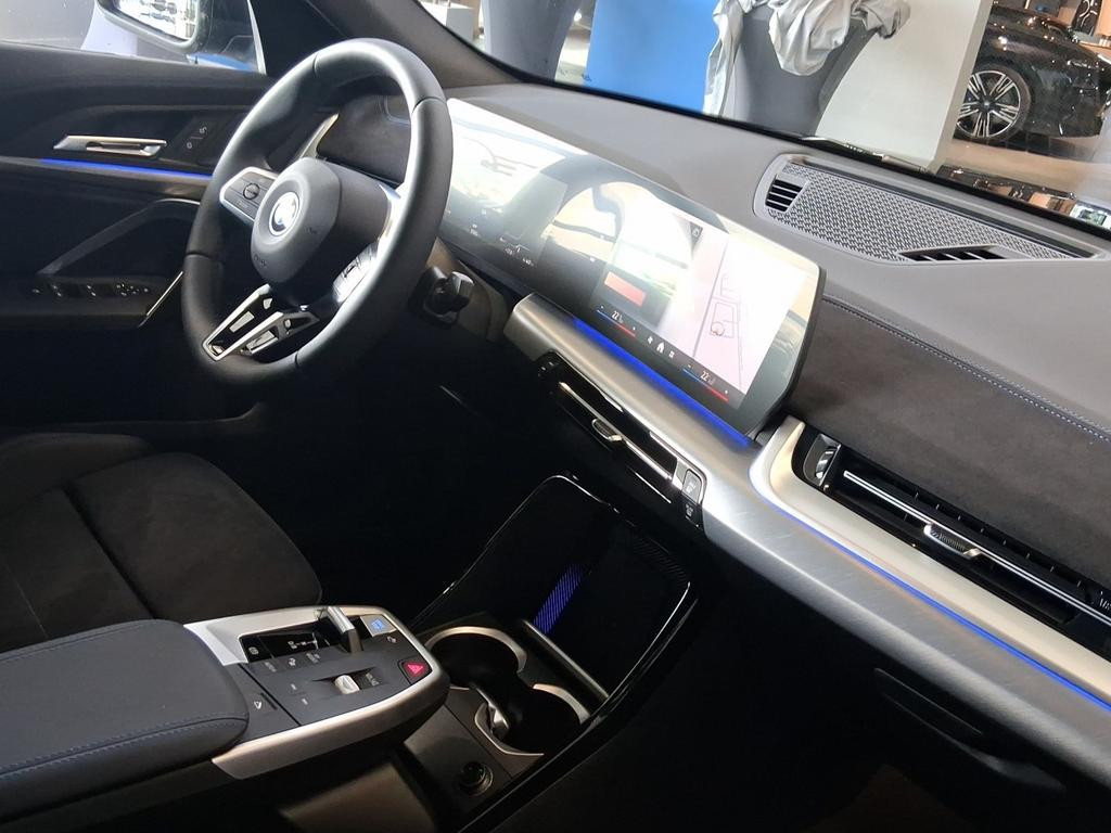 BMW iX2