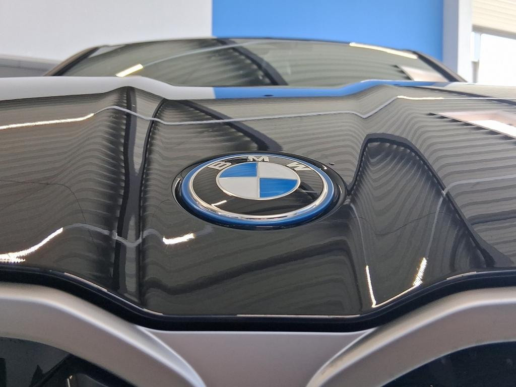 BMW iX2