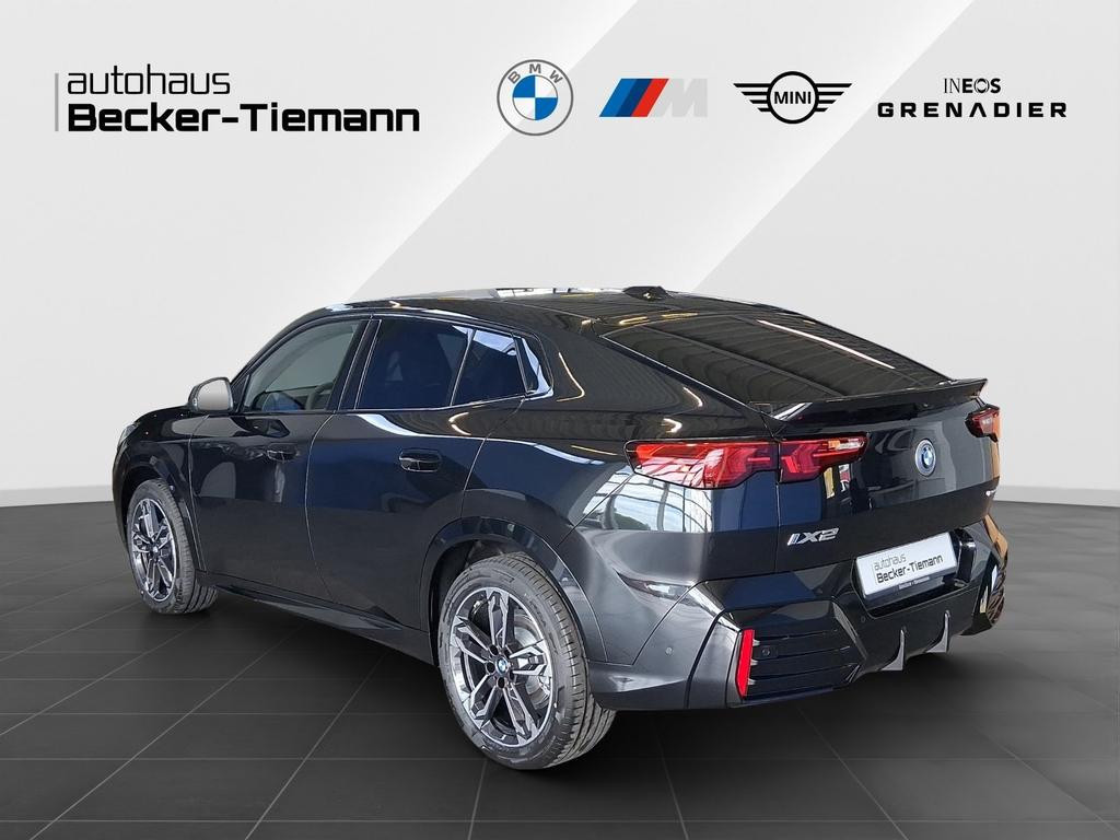 BMW iX2