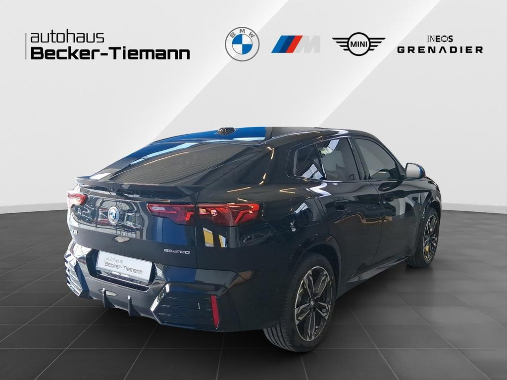 BMW iX2
