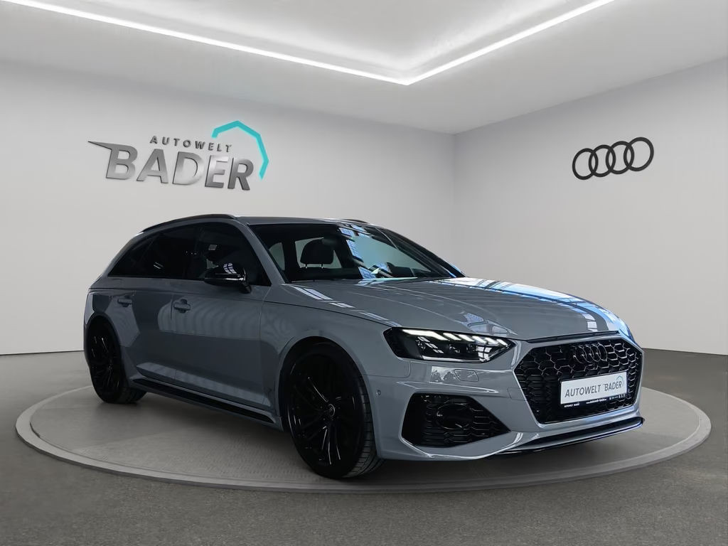 Audi RS4