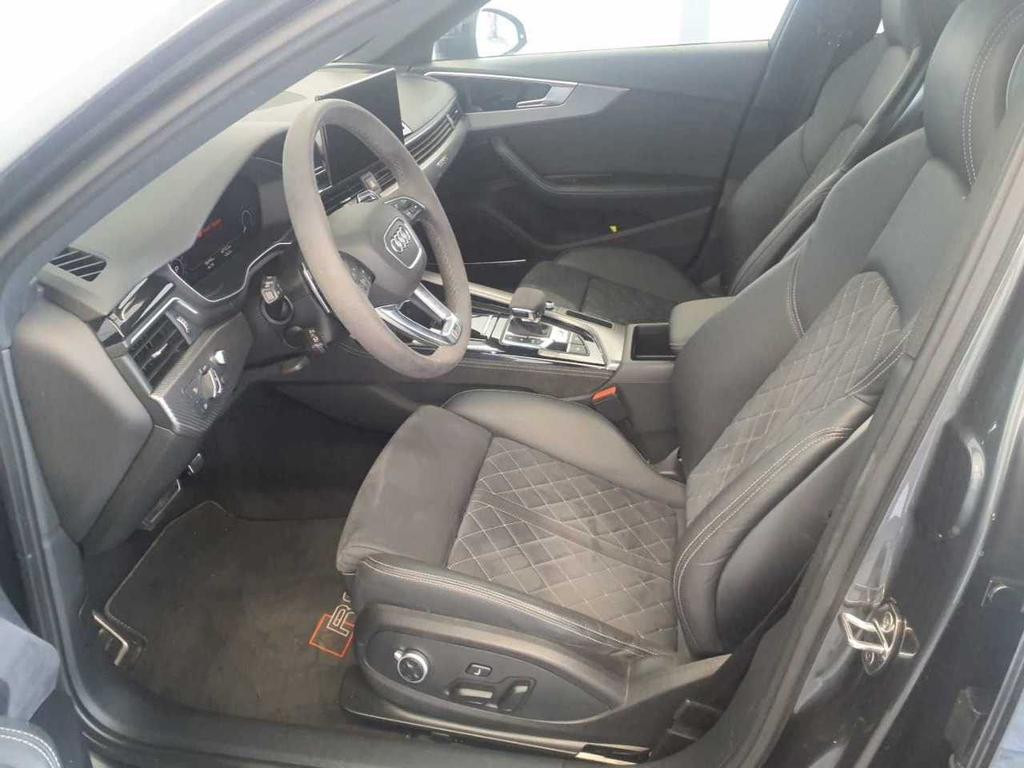 Audi RS4