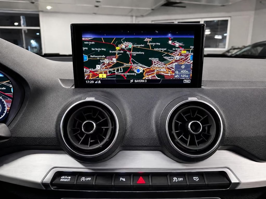 Audi SQ2