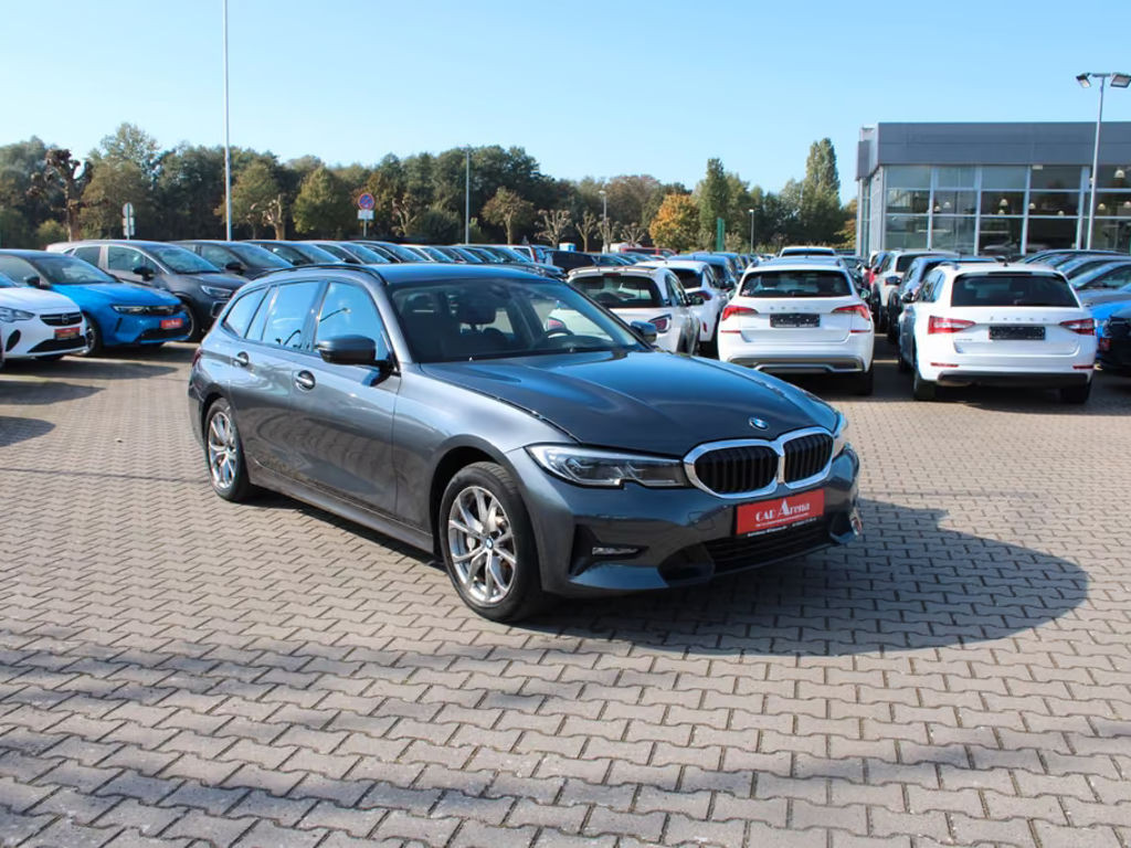 BMW 3 Serie 330 Sport Line 330e