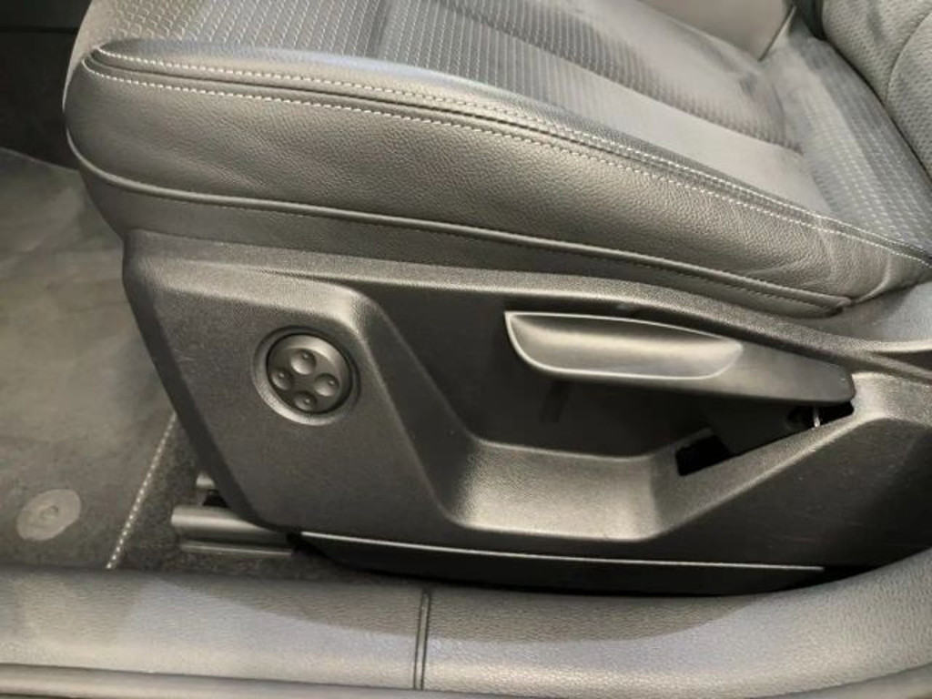 Audi SQ2