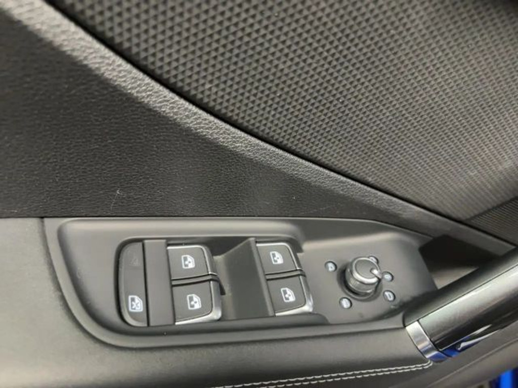 Audi SQ2