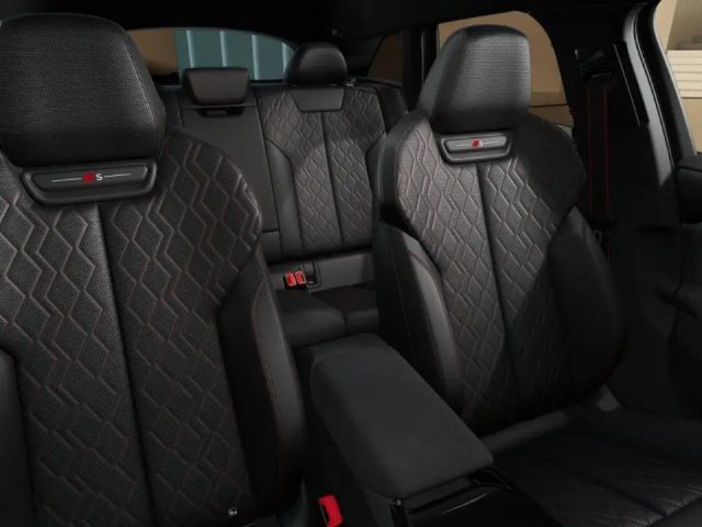 Audi S6 e-tron
