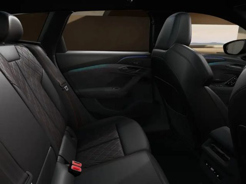 Audi S6 e-tron