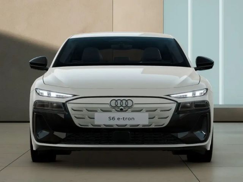 Audi S6 e-tron