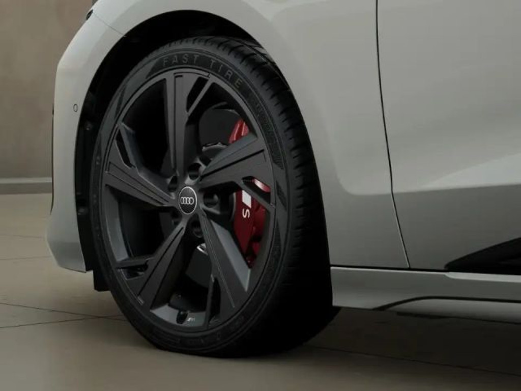 Audi S6 e-tron