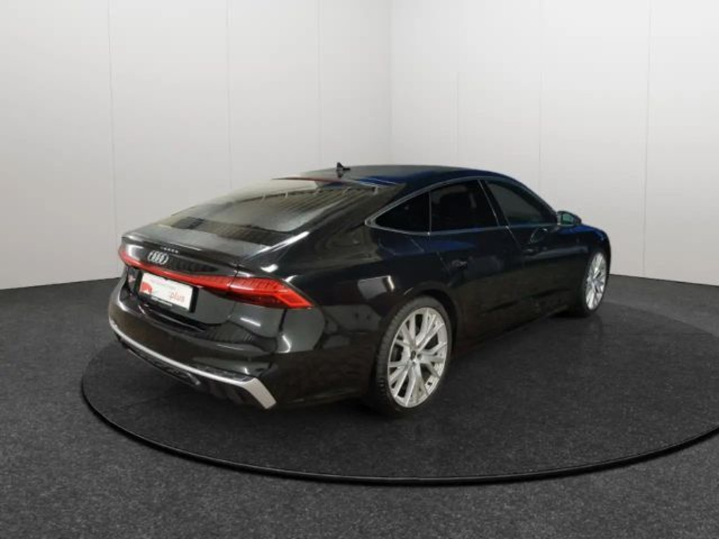 Audi S7