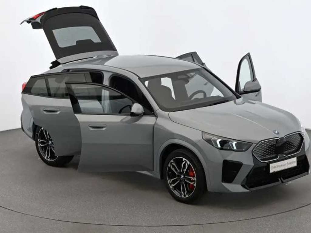 BMW iX2