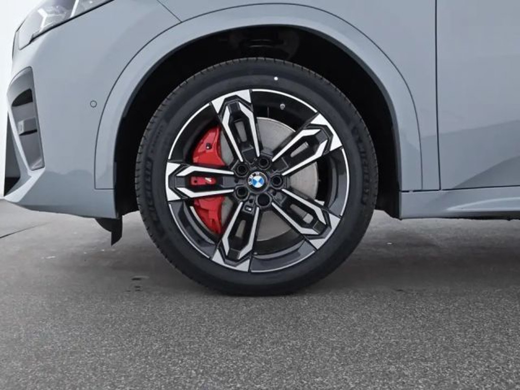 BMW iX2