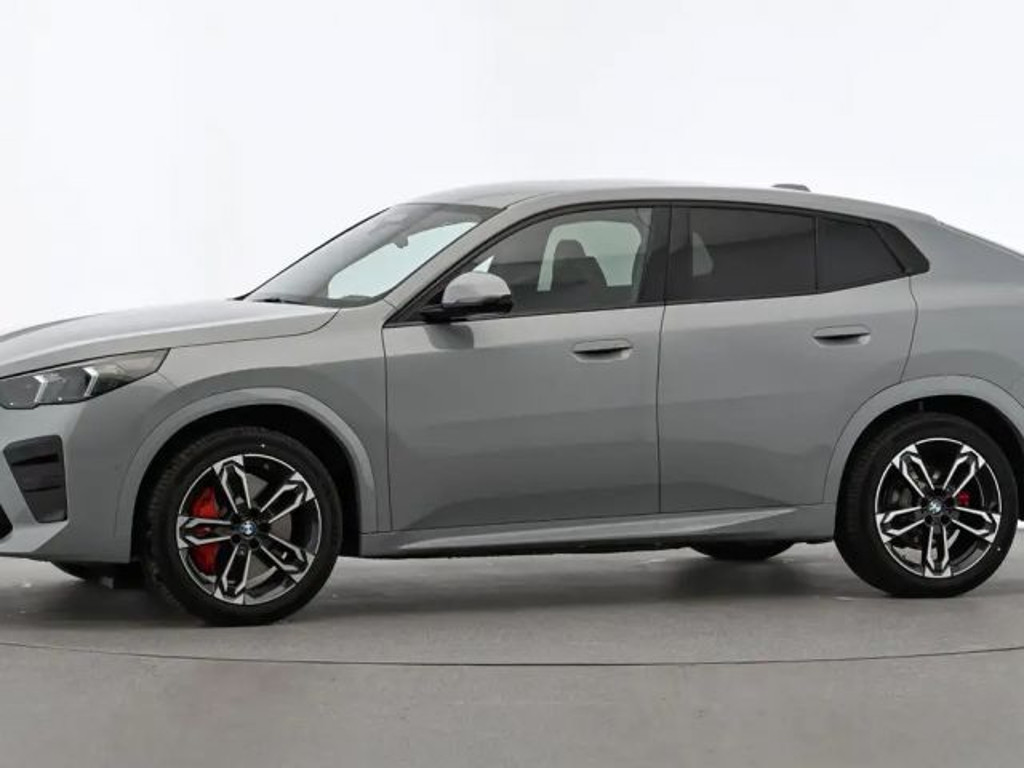 BMW iX2