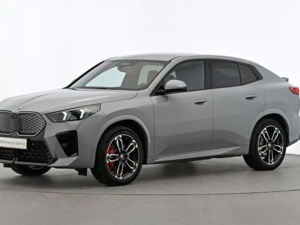 BMW iX2