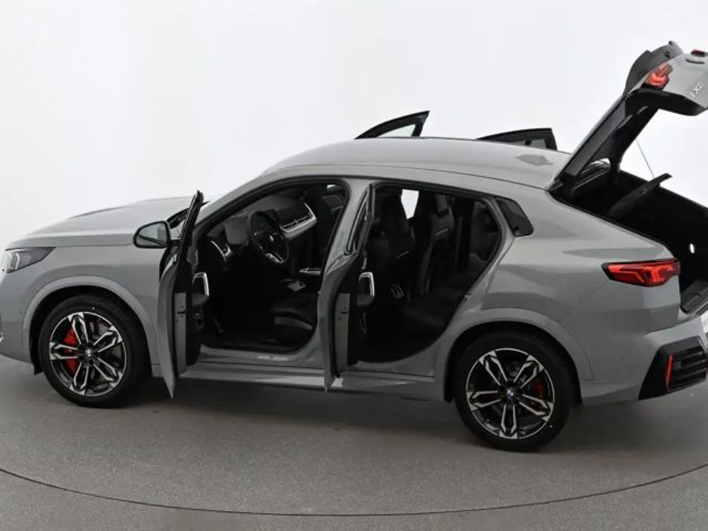 BMW iX2